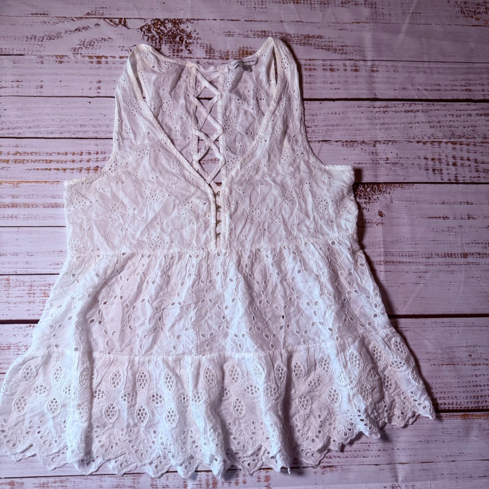 American Eagle Women M White Eyelet Lace Peplum Tank Top Boho Lace Up Modal